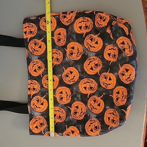 Halloween Theme Tote Bag New Never Used Sturdy Fabric & Handles 12"x12" - Picture 6 of 9